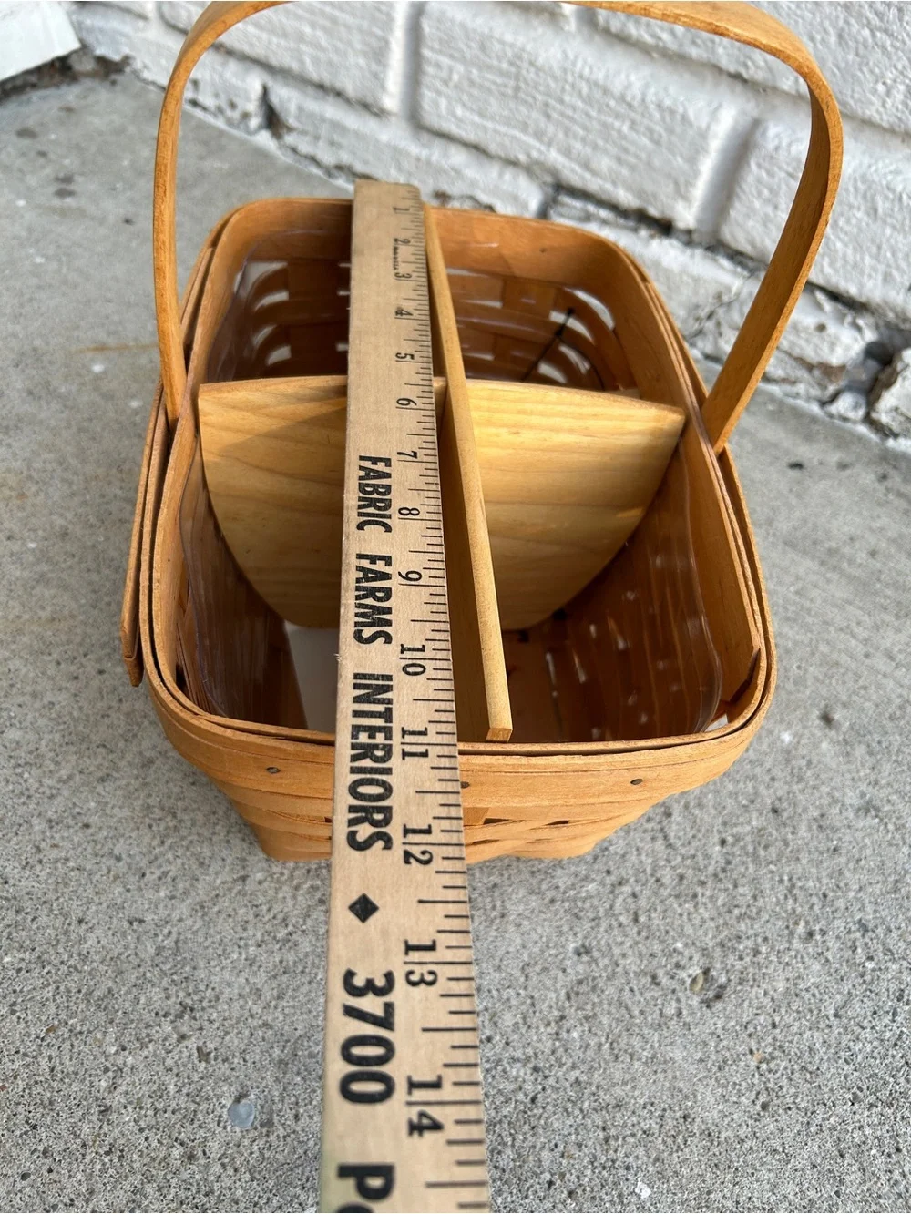 Vintage 1997 Longaberger Utensil Basket With Divider  Hand Woven USA 11x11x8